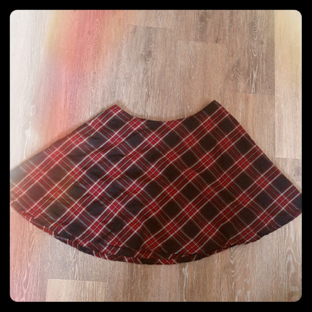 Hot Topic Plaid Skirt